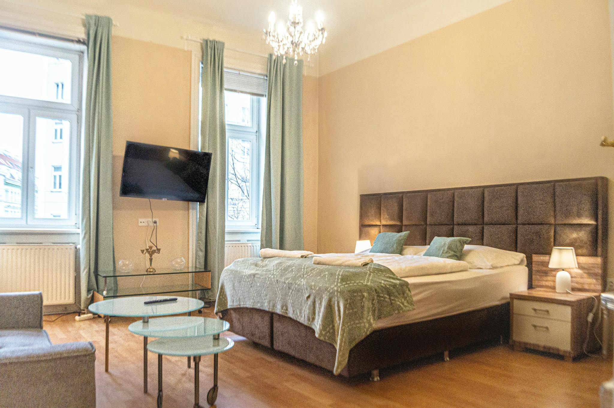 Wiedner Hauptstraße, Vienna preview