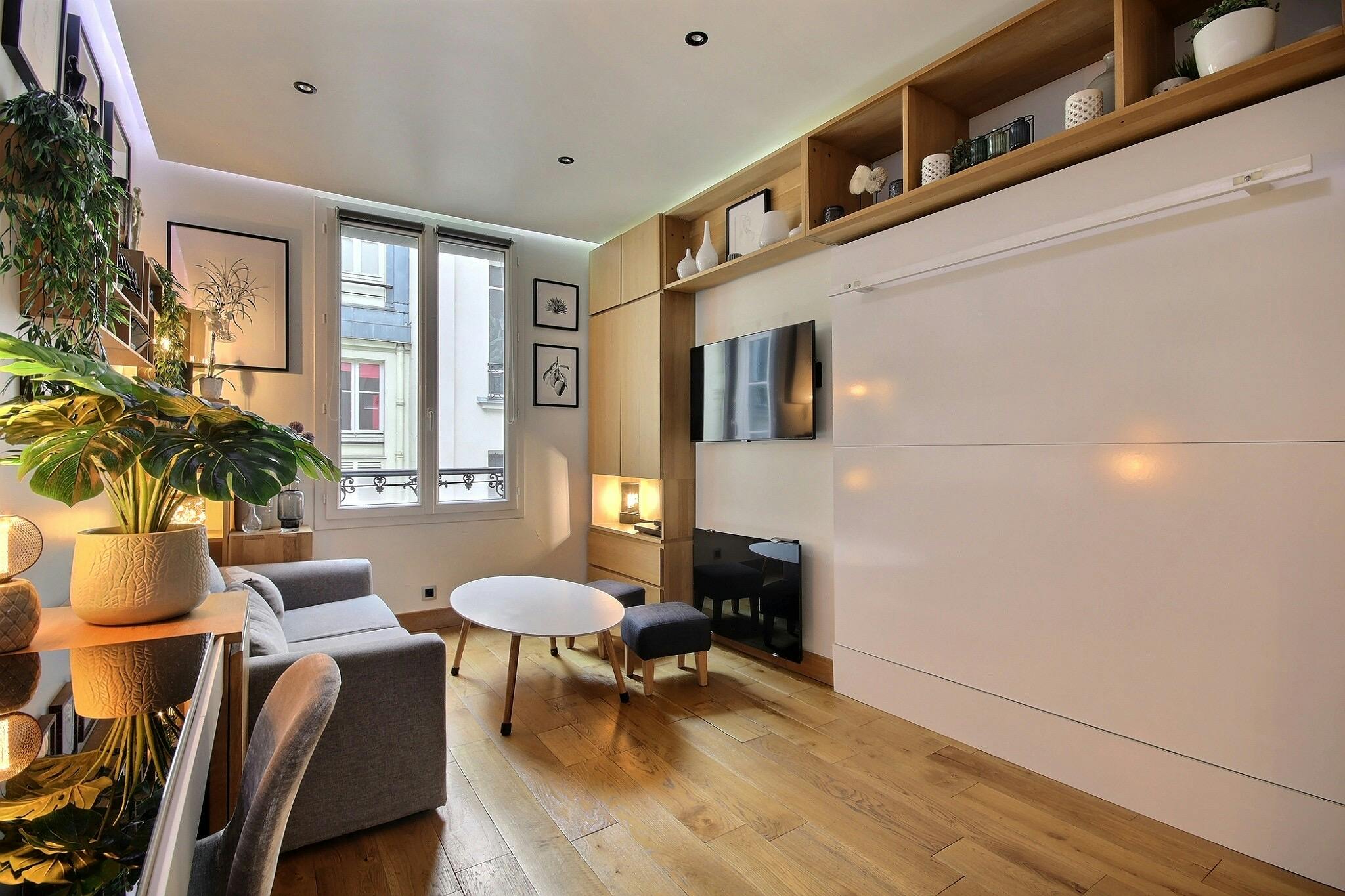 Rue au Maire, Paris preview