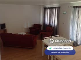 Apartamento para alugar por € 910 por mês em Nancy, Rue du Maréchal Exelmans