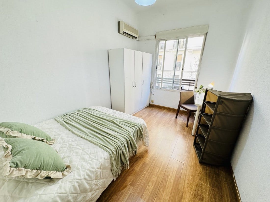 Calle de Ferraz, Madrid preview