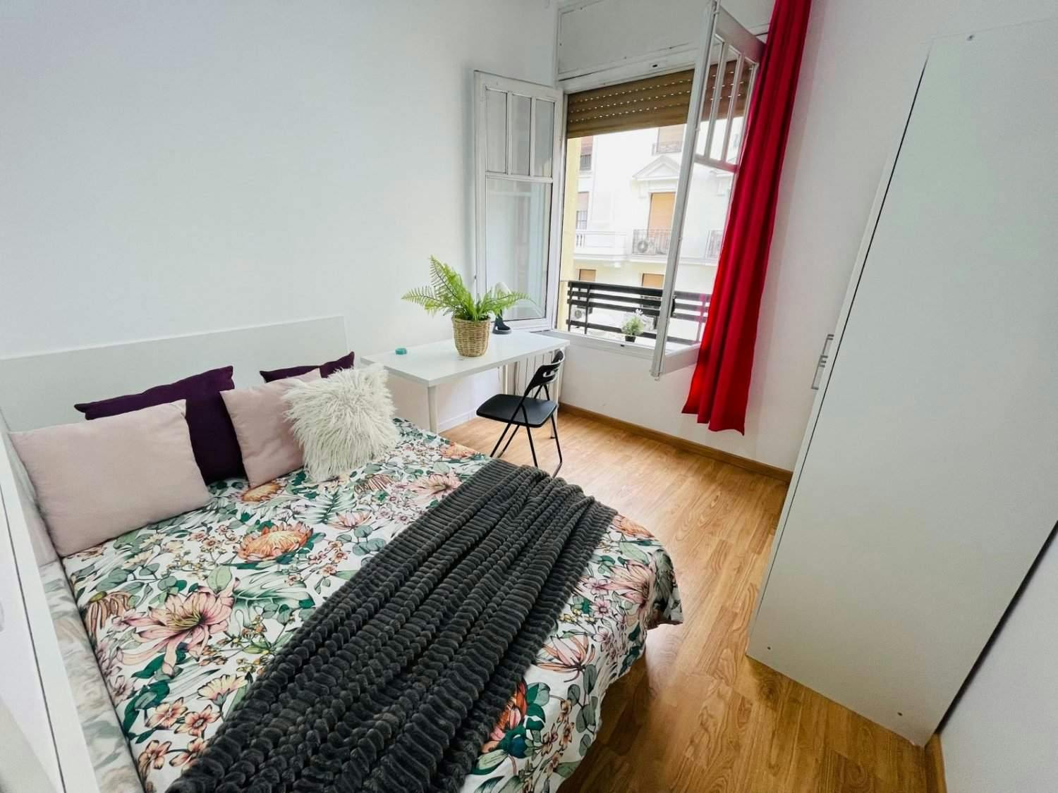 Calle de Ferraz, Madrid preview