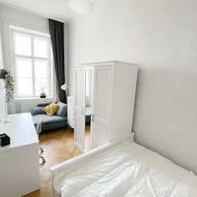 Private room for rent for €540 per month in Vienna, Martinstraße