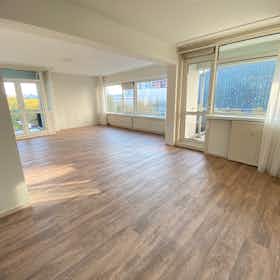 Apartment for rent for €1,995 per month in Rotterdam, Kruiskade