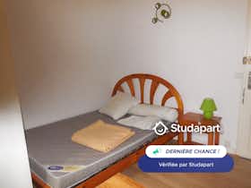 Apartamento para alugar por € 405 por mês em Blois, Rue Denis Papin