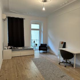 Private room for rent for €690 per month in Berlin, Konstanzer Straße