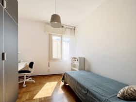 Privé kamer te huur voor € 550 per maand in Padova, Via Francesco Bonafede