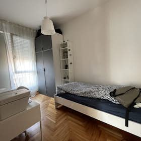 Stanza privata for rent for 550 € per month in Padova, Via Monaco Padovano