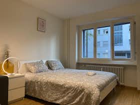Appartement te huur voor CHF 2.455 per maand in Zürich, Tramstrasse