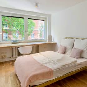 WG-Zimmer for rent for 1.195 € per month in Hamburg, Gurlittstraße