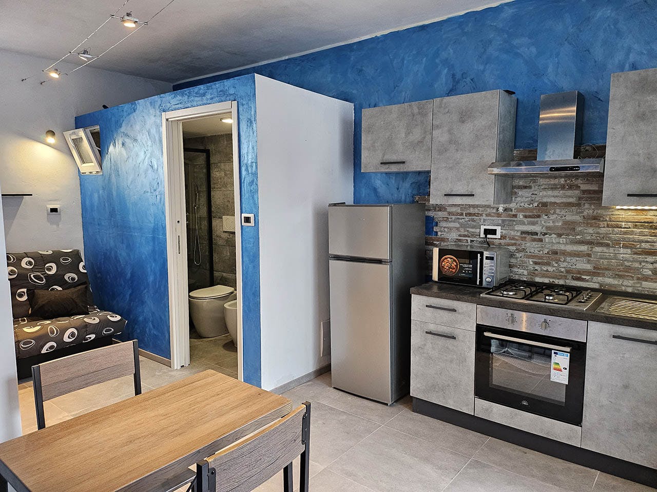 单间公寓 正在以 €600 的月租出租，其位于 Turin, Corso Vigevano