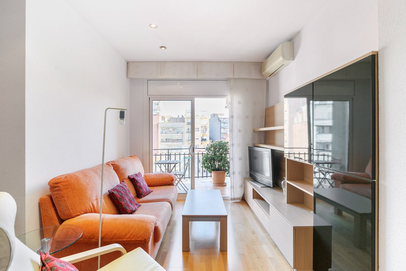Apartment for rent for €1,695 per month in Barcelona, Carrer de los Castillejos