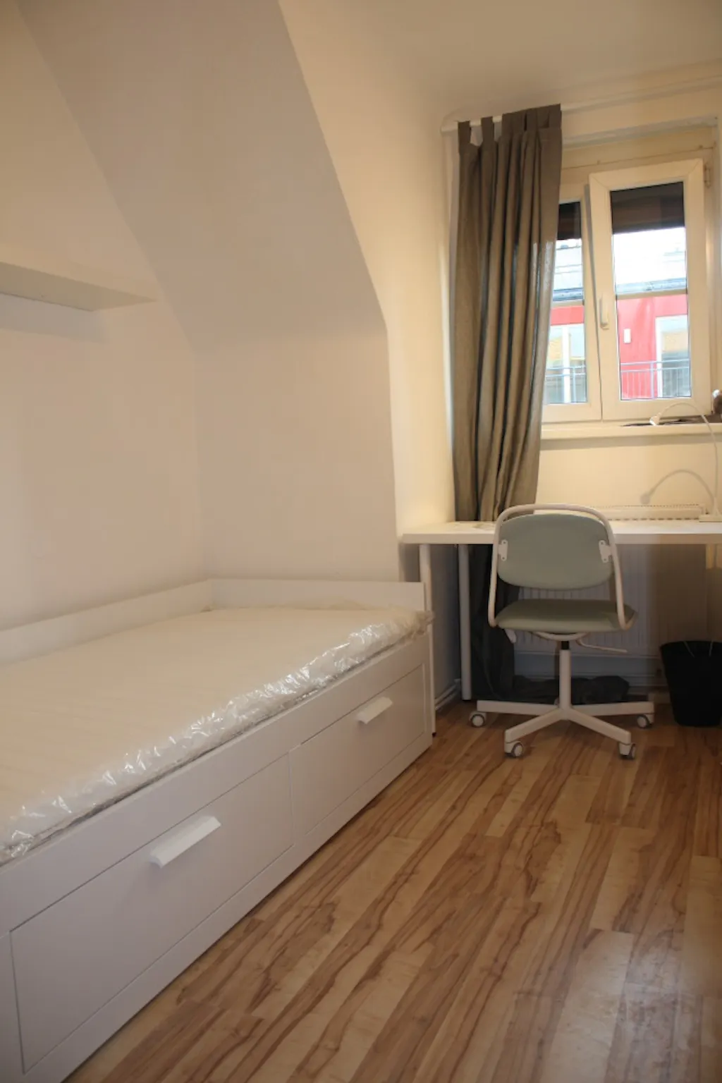 Weisselgasse, Vienna preview