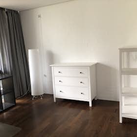 Отдельная комната сдается в аренду за 730 € в месяц в Aachen, Simpelvelder Straße