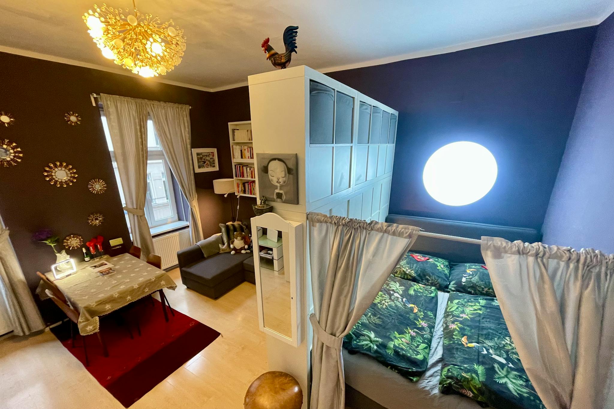 Neustiftgasse, Vienna preview