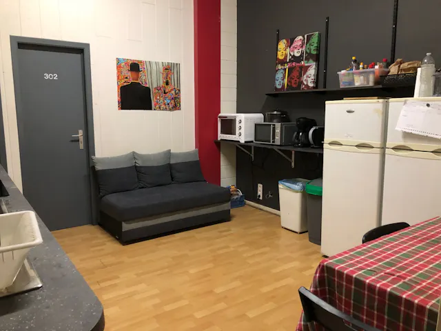 Shared room in Boulevard Anspach, Brussels (1289343) room image 2
