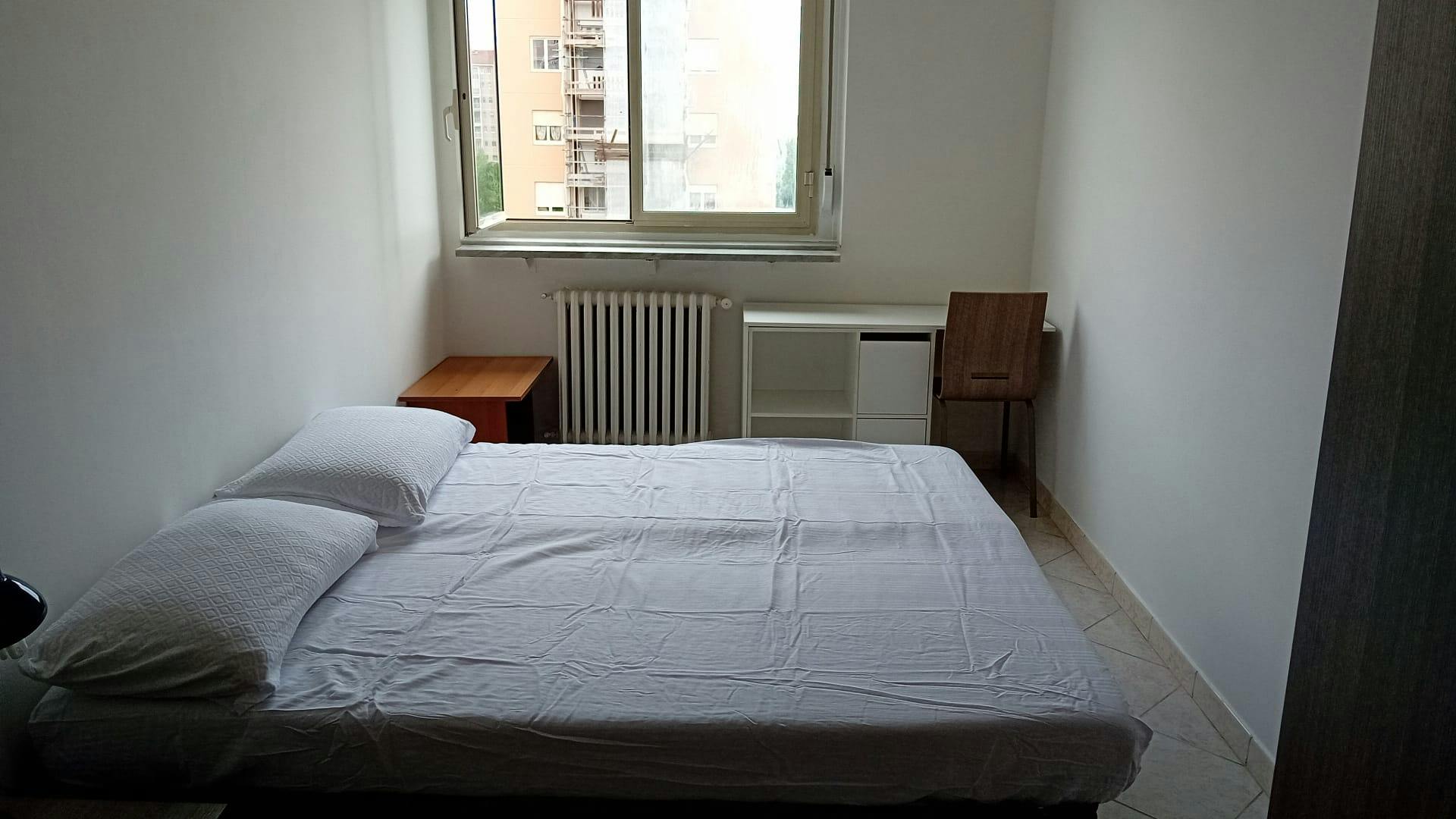 Chambre privée à louer pour 290 €/mois à Turin, Via Celeste Negarville
