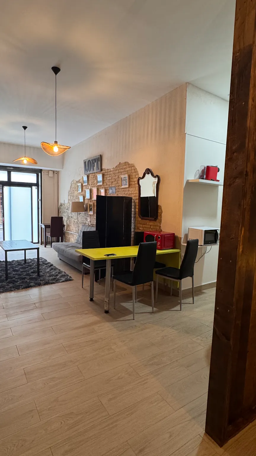 1-Bedroom Apartment in Plaça Rojas Clemente, Valencia (1290130) ROOM 1