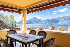 Apartamento en alquiler por 3000 € al mes en Brenzone sul Garda, Via Amerigo Vespucci