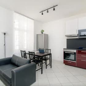 Apartment for rent for CZK 32,899 per month in Prague, Sokolovská
