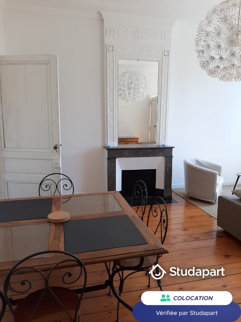 Private room for rent for €544 per month in Bordeaux, Rue des Trois-Conils