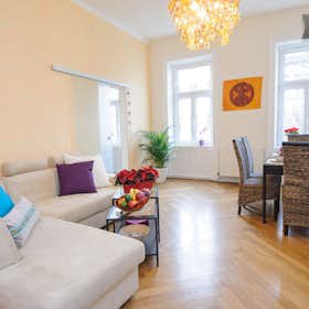 Apartment for rent for €2,800 per month in Vienna, Jägerstraße