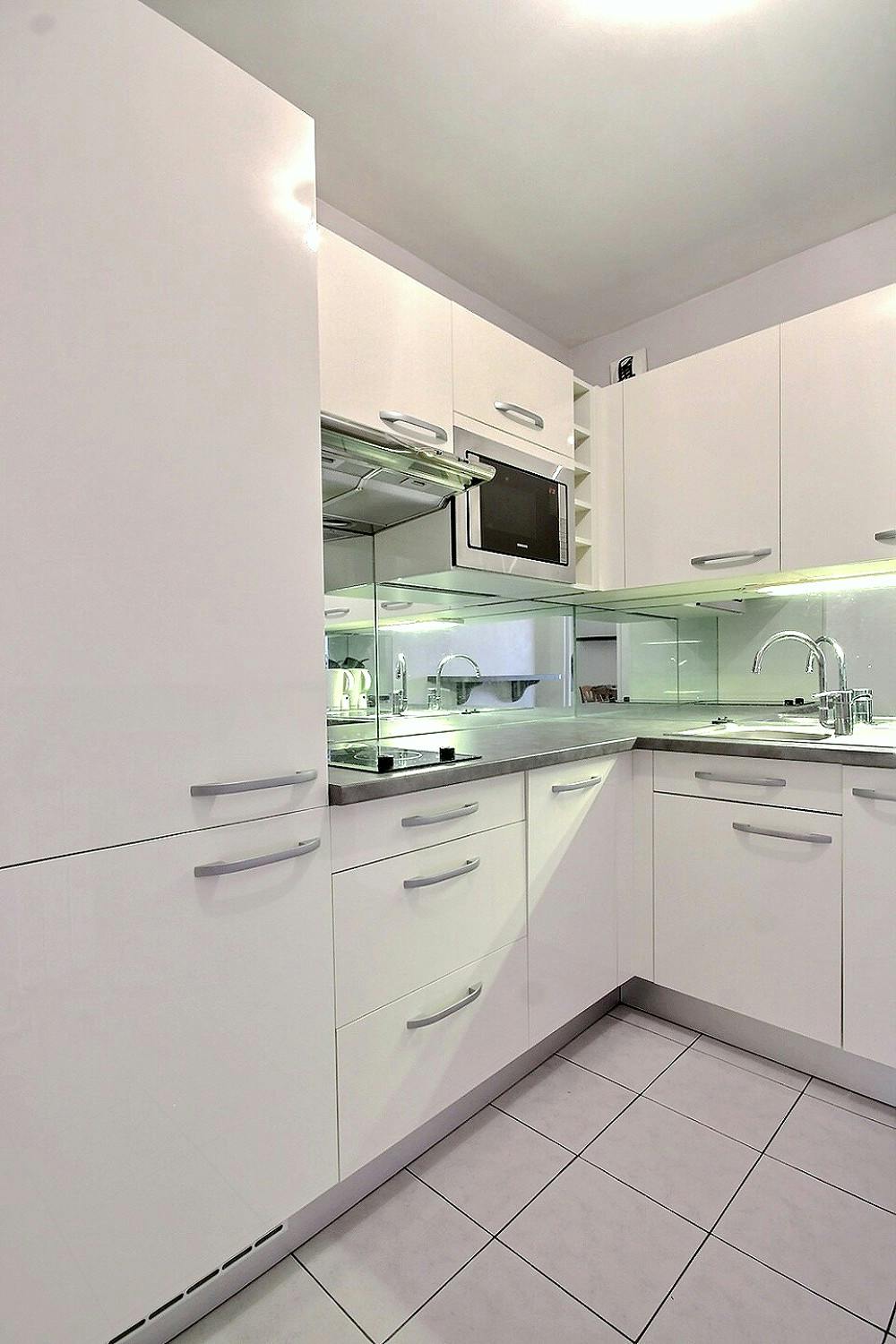 Apartment Suresnes, 30m² — photo 27