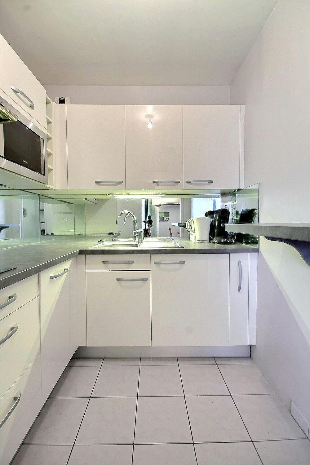 Apartment Suresnes, 30m² — photo 24