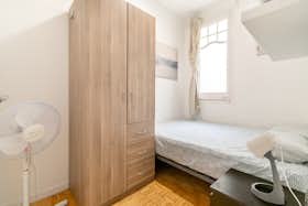 Private room for rent for €613 per month in Barcelona, Carrer de Balmes