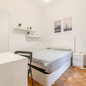 Private room for rent for €758 per month in Barcelona, Carrer de Balmes
