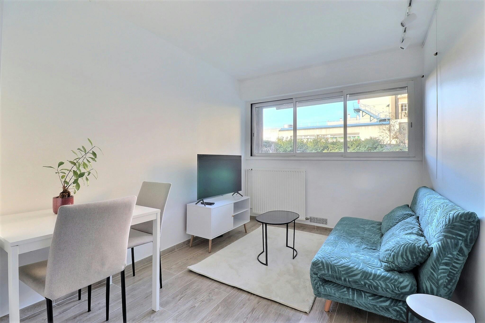 Appartement – Paris, 11th Arrondissement - Plus