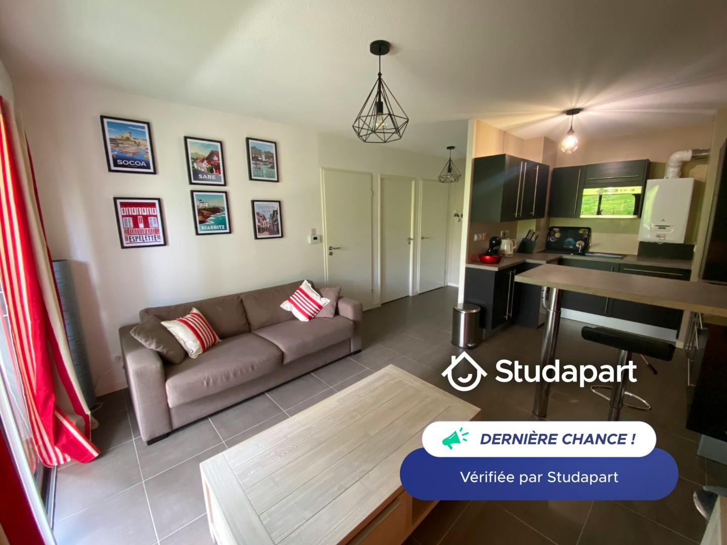 Appartement à louer pour 840 €/mois à Saint-Jean-de-Luz, Allée Léon Dongaitz