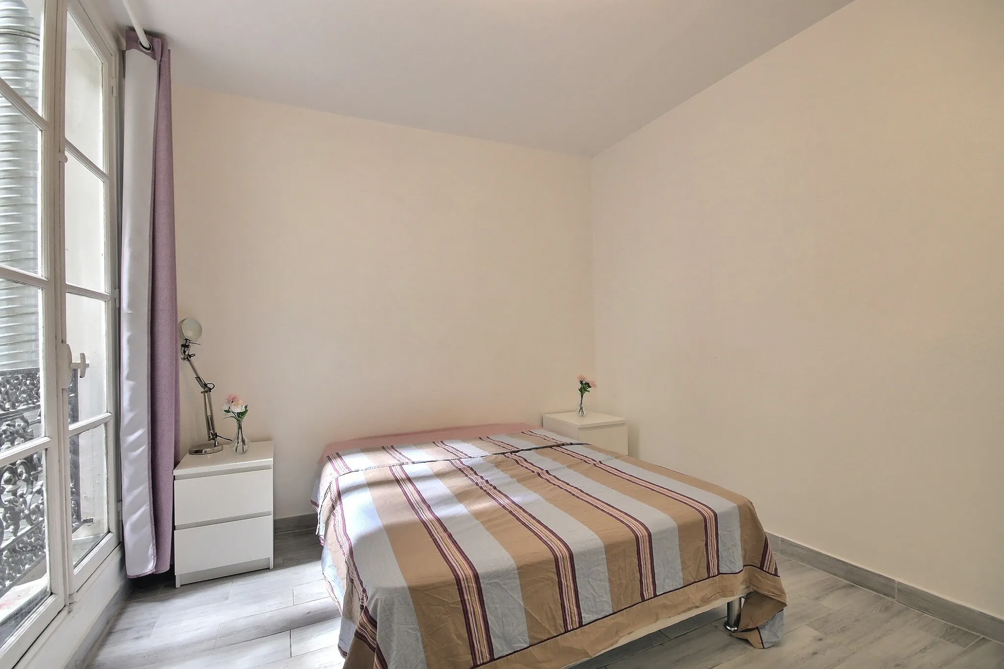 1-Bedroom Apartment in Rue Boissieu, Paris (1300684) ROOM 1
