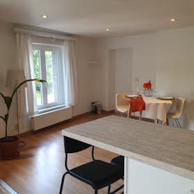 Apartment for rent for €1,450 per month in Saint-Gilles, Avenue Henri Jaspar