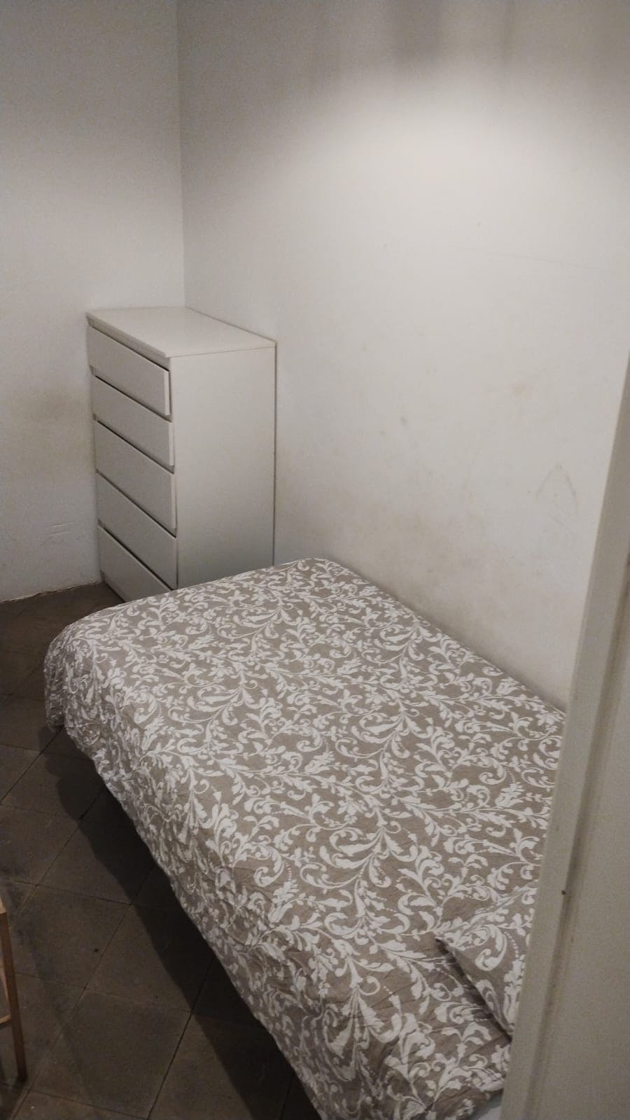 Private room for rent for €642 per month in Barcelona, Avinguda Diagonal