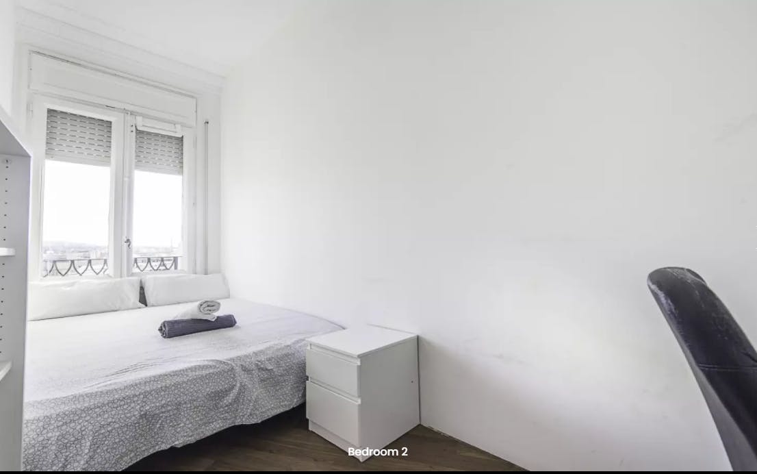 Private room for rent for €803 per month in Barcelona, Avinguda Diagonal