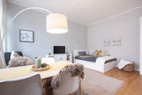 House for rent for €1,300 per month in Düsseldorf, Oberbilker Allee