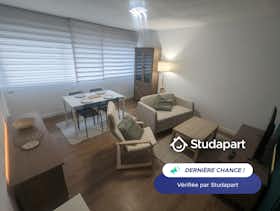 Apartament de închiriat pentru 750 EUR pe lună în Saint-Brieuc, Rue Alfred de Vigny