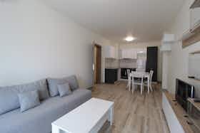 Apartment for rent for BGN 1,202 per month in Varna, Bulevard Hristo Smirnenski