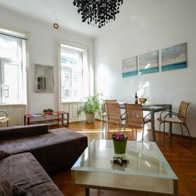 Apartment for rent for €1,800 per month in Vienna, Jägerstraße