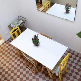 Wohnung zu mieten für 1.500 € pro Monat in Palermo, Vicolo Giuseppe Vitale