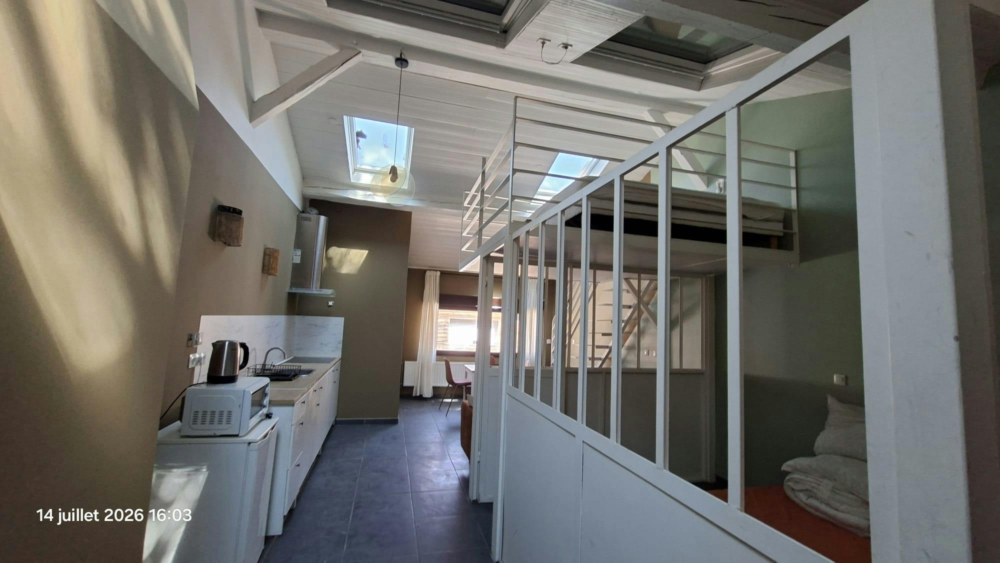Apartment for rent for €990 per month in Villeurbanne, Passage Dubois