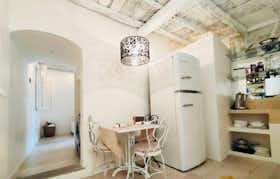 House for rent for €1,600 per month in Florence, Piazza Desiderio da Settignano