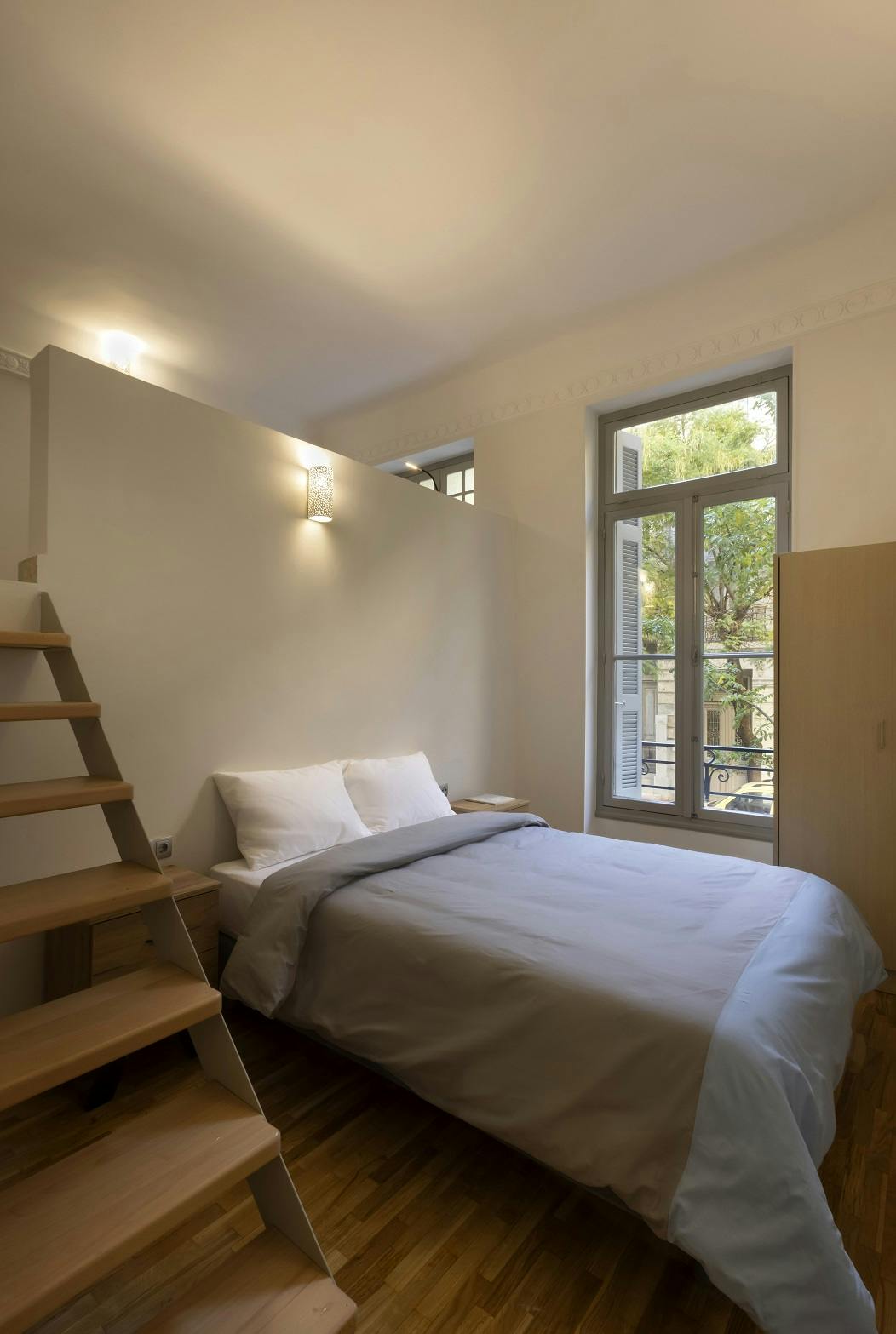 Derigny, Athens preview