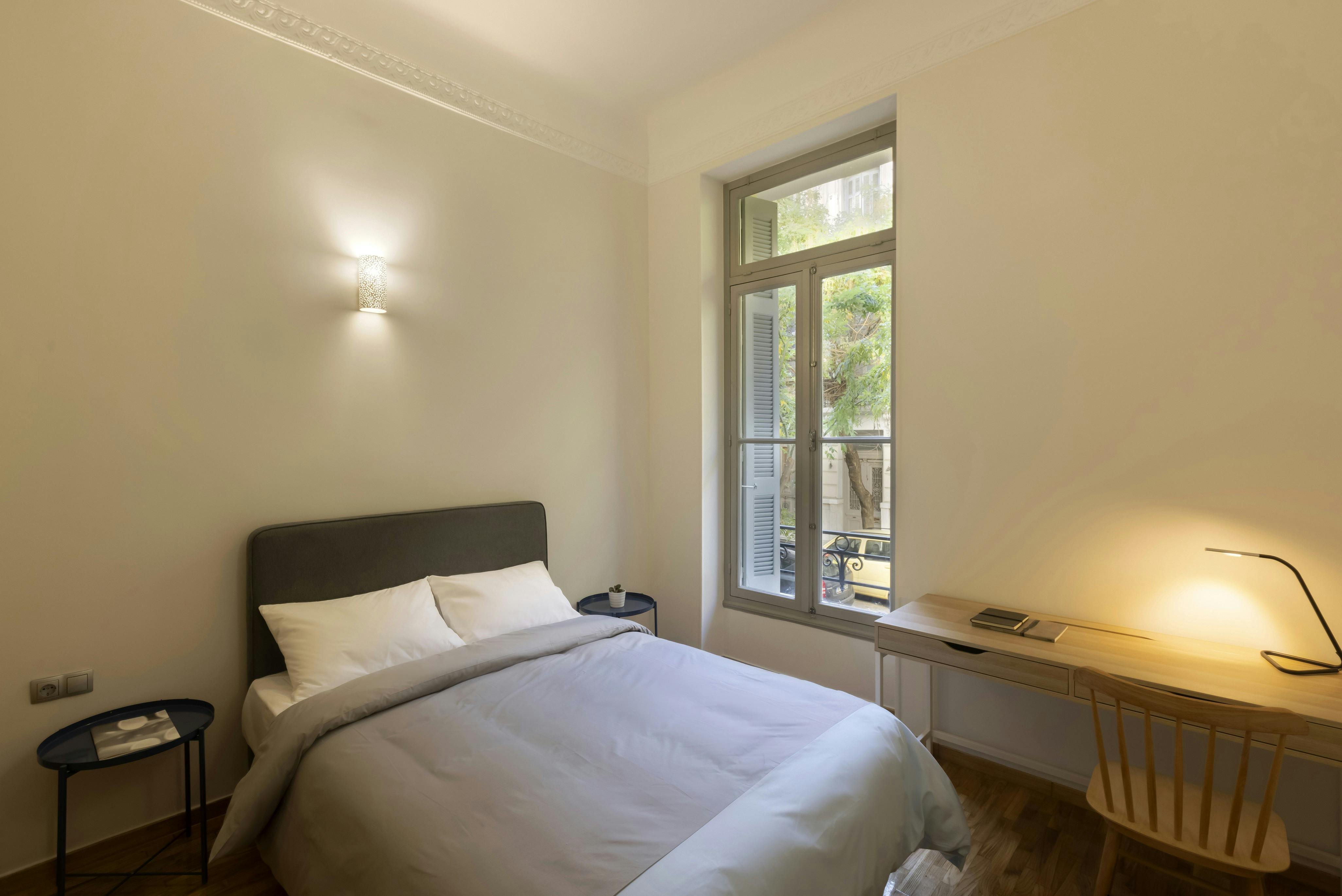 Derigny, Athens preview