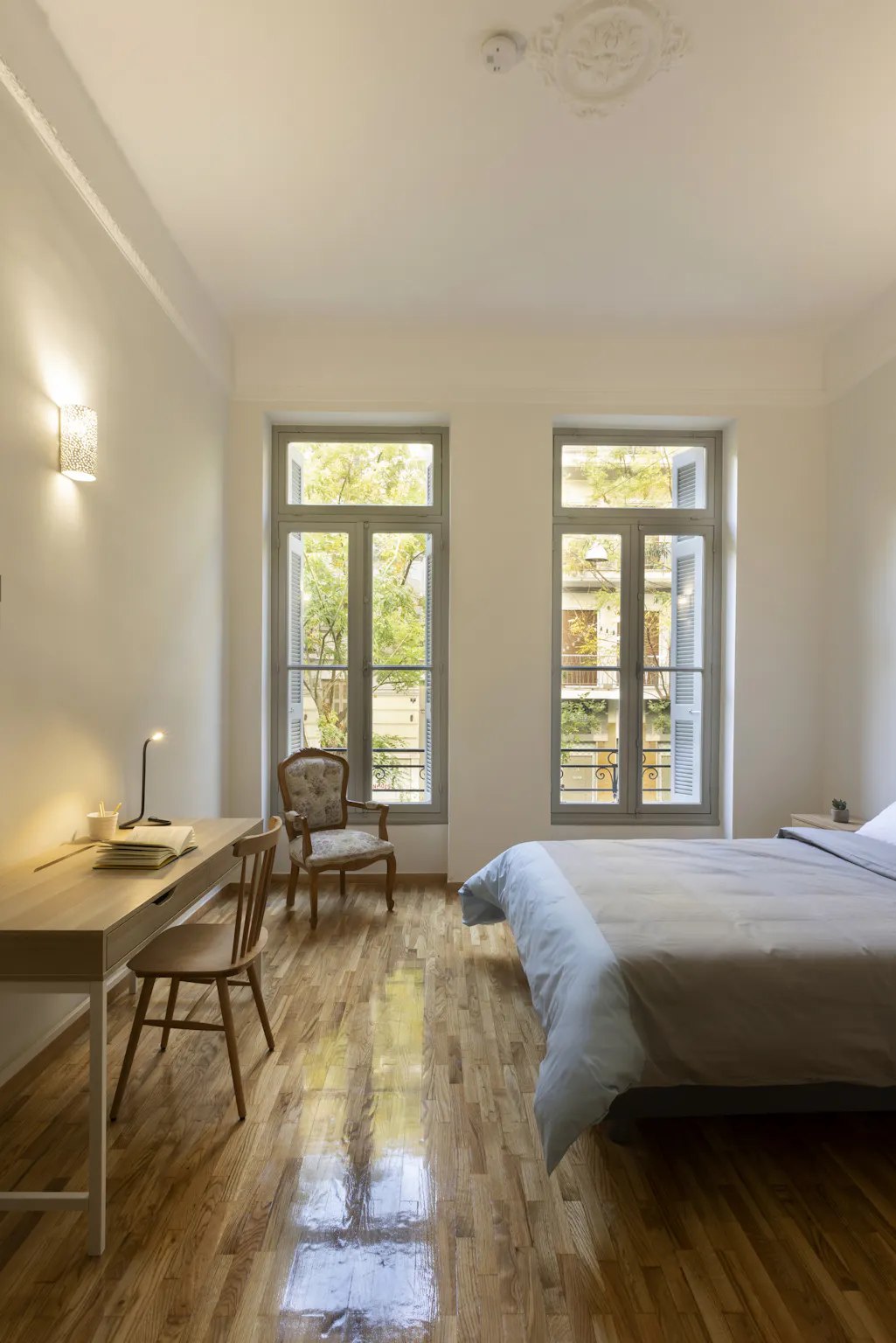 Derigny, Athens preview