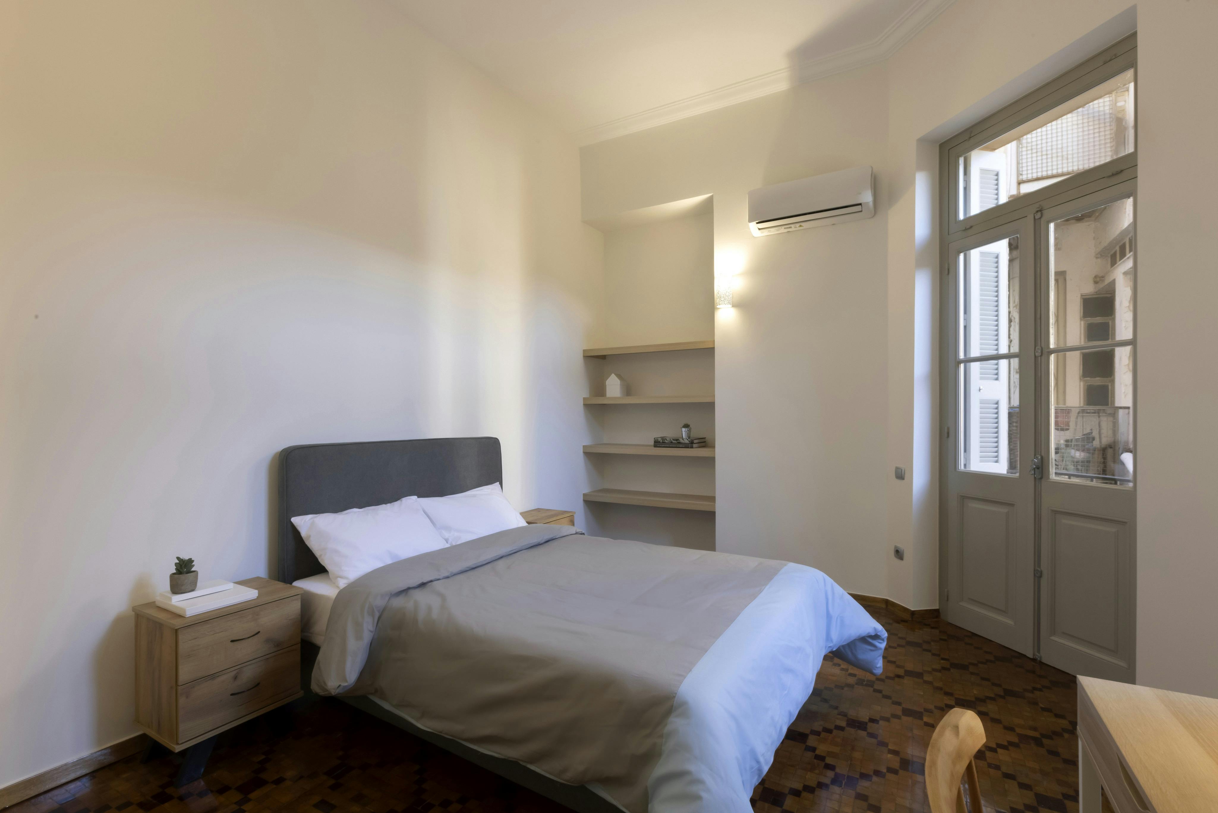 Private room for rent for €680 per month in Athens, Derigny