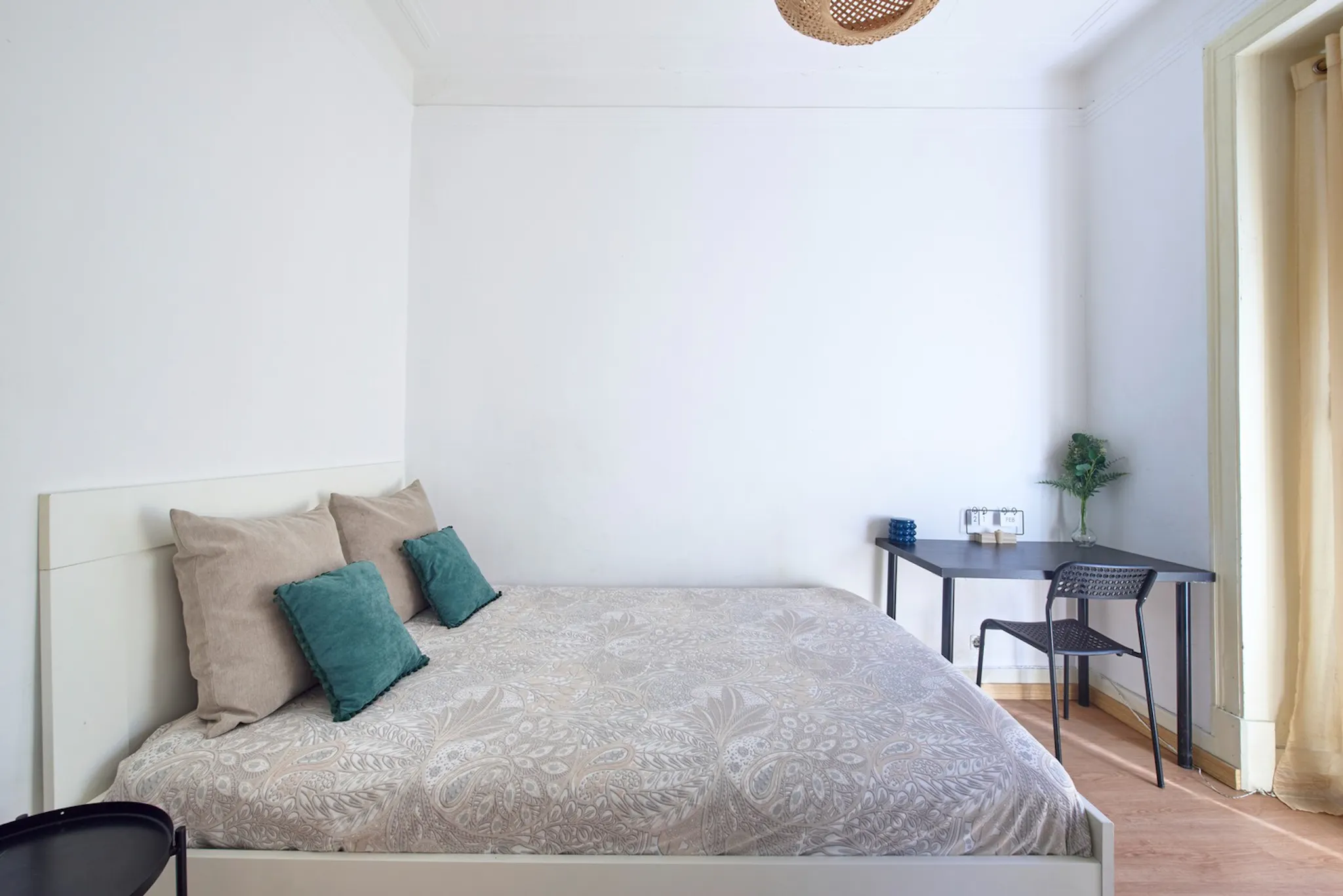 Rua Carvalho Araújo, Lisbon preview