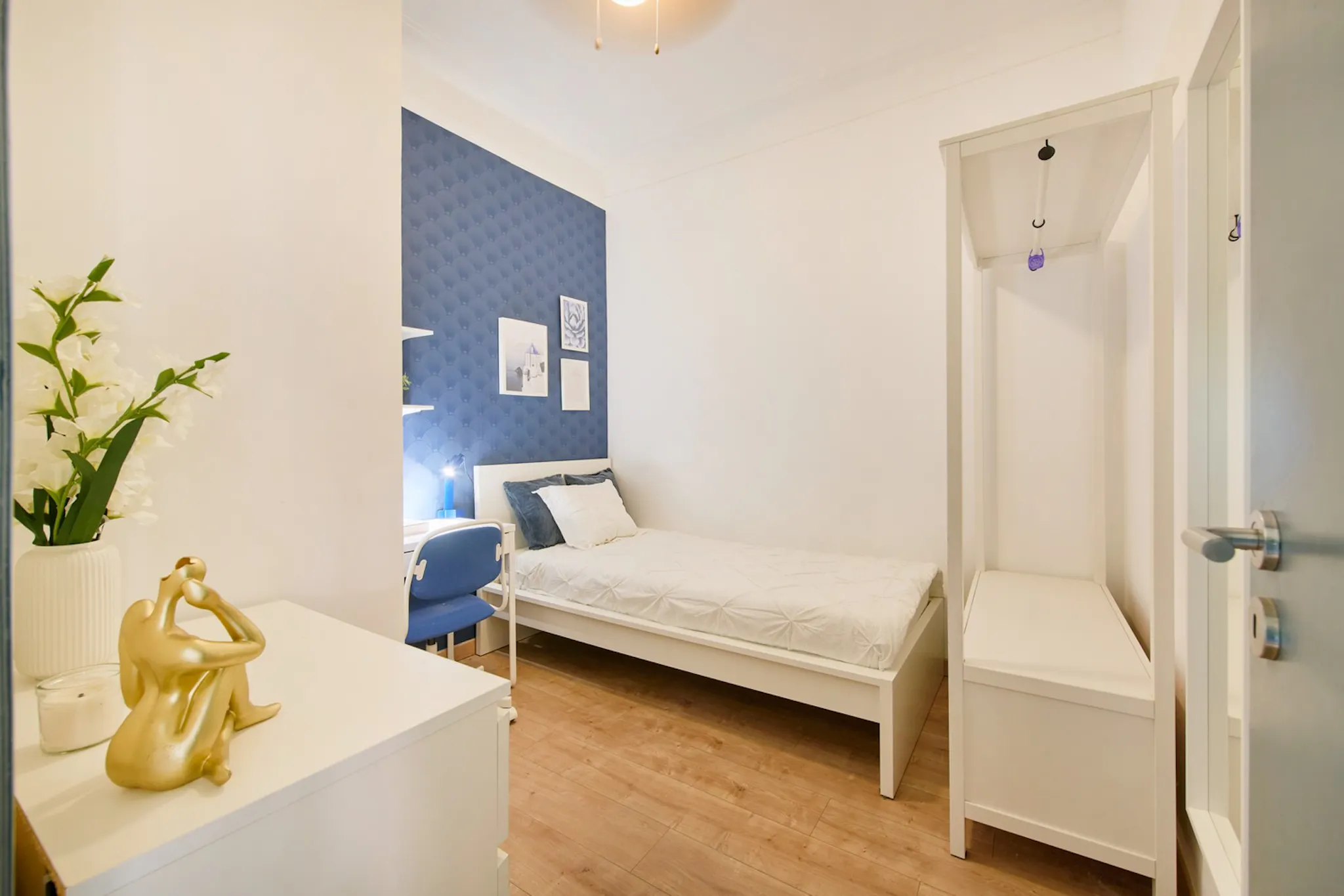 Rua Carvalho Araújo, Lisbon preview