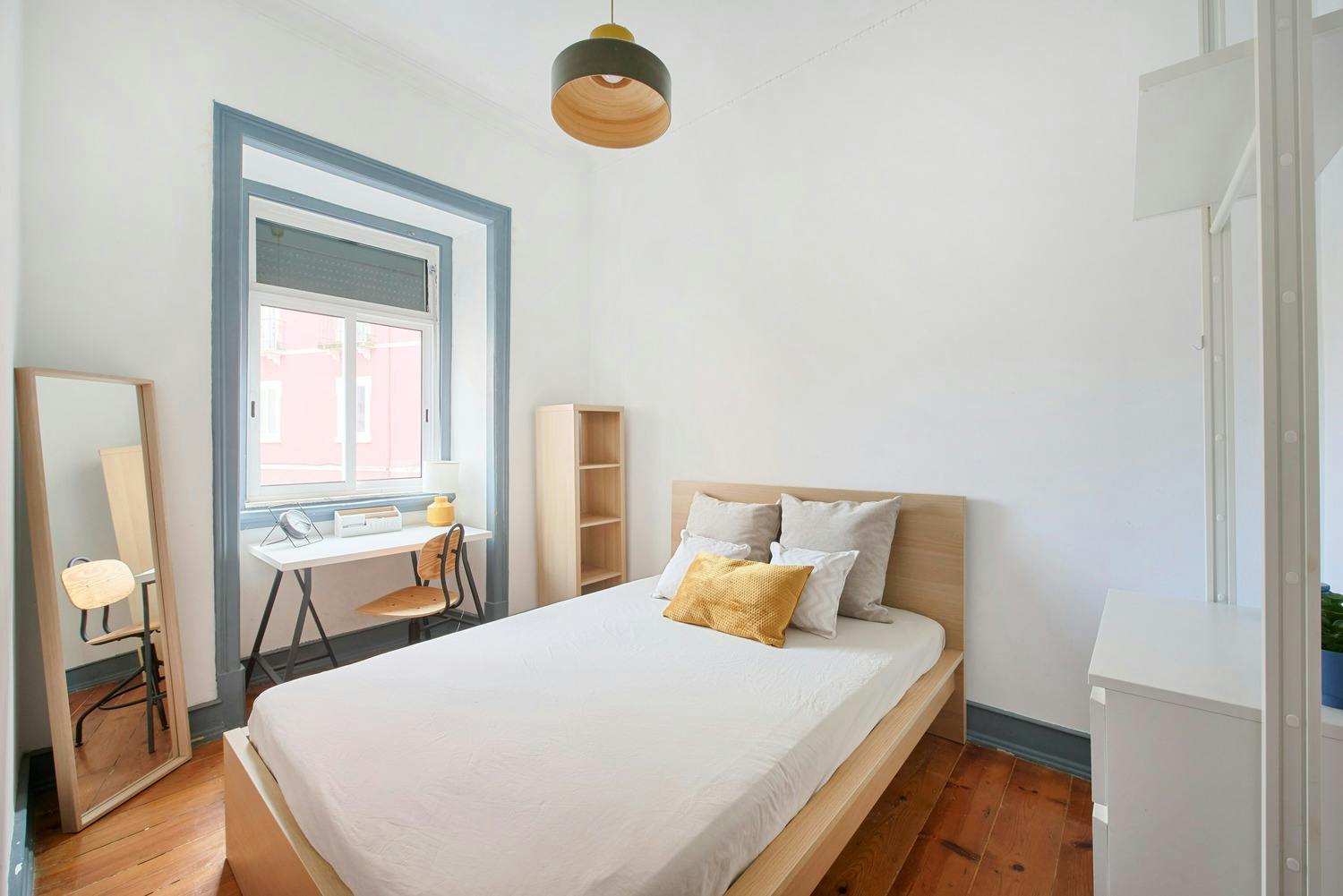 Private room for rent for €505 per month in Lisbon, Rua Heróis de Quionga