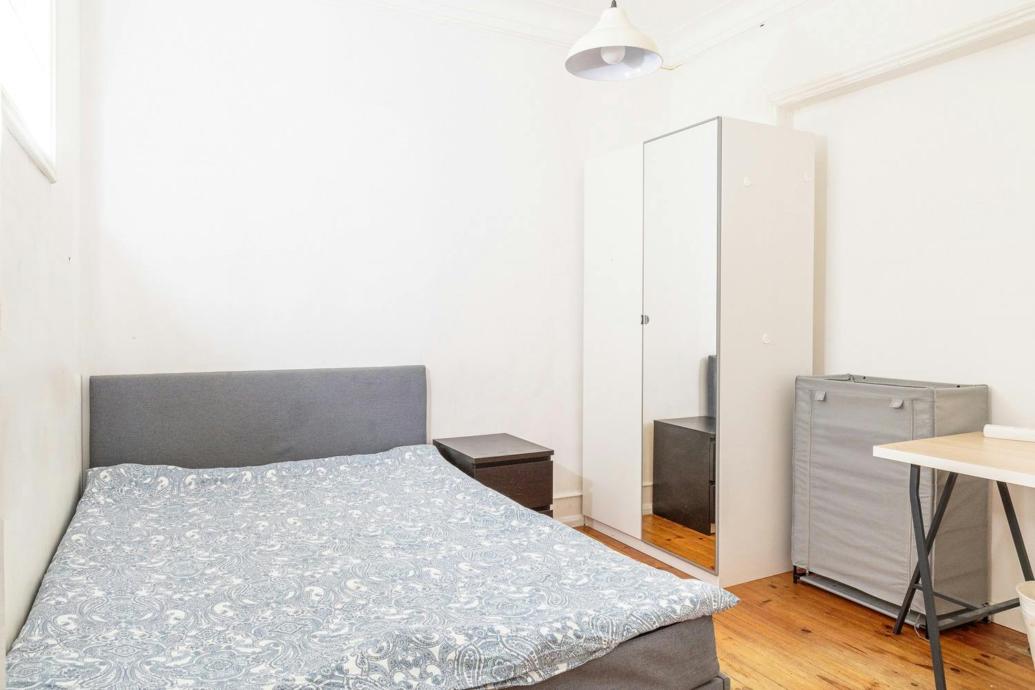 Private room for rent for €375 per month in Lisbon, Rua Actor Vale